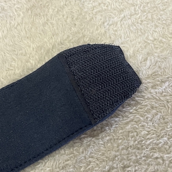 Maternity Belly Band Waist Extender - Picture 6 of 8